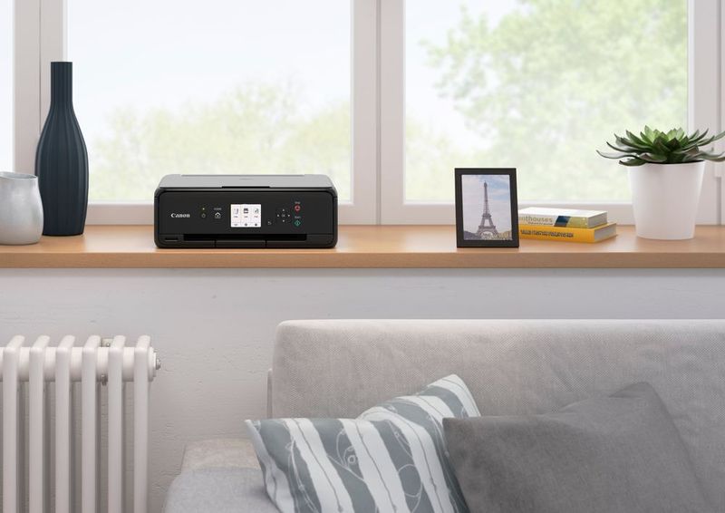 Die Gehäuse der Multifunktionsgeräte von Canon sollen zudem um bis zu 40 Prozent kleiner sein. (Canon)