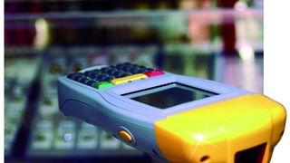 Mobile Datenerfassungsgeräte wie das Skeye Integral 2 ermöglichen Kommunikation in Echtzeit auch in rauen Produktionsumgebungen. Bild: Höft & Wessel (Archiv: Vogel Business Media)