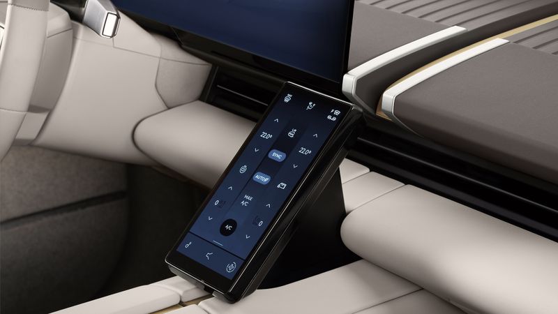 The central screen looks like a giant cell phone. (Source: JLR)