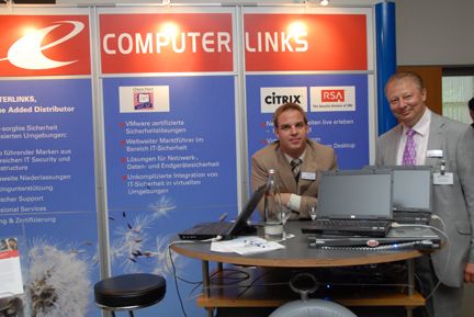 Niklas Kunz und Volker Strecke von Computerlinks beantworteten alle Fragen rund um die kombinierten IT-Security Themen: Sichere Authentifizierung in virtuellen Welten (mit Citrix und RSA)  und  Absicherung virtueller Umgebungen (mit Check Point) (Archiv: Vogel Business Media)