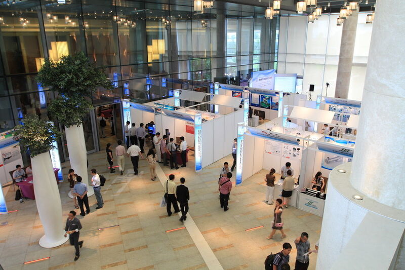 Exhibition hall in Shanghai: Here, companies presented the newest products and ideas for China's booming pharmaceutical industry. (Picture: PROCESS China)