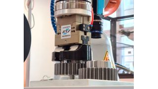 This is a glimpse at some of the "robotic fruits" that researchers have already been able to reap as part of the "GreenBotAI" project. Find out exactly what it's all about in the following article ... (Image:Fraunhofer IWU)