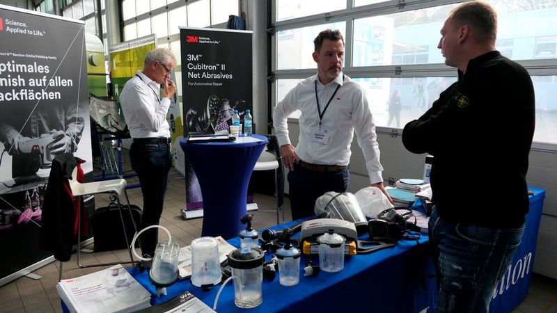 Mit den Produkten von 3M können Lackier- und Karosseriewerkstätten gewinnbringender und erfolgreicher arbeiten, weil der Nachbearbeitungsbedarf angeblich reduziert wird.  (Bild: Wenz | VCG)