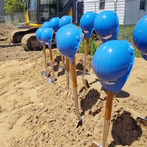 Air Products will build three plants for Gasunie to produce the nitrogen needed to meet the specification required in commercial and consumer applications throughout the country. (Deposit Photos )