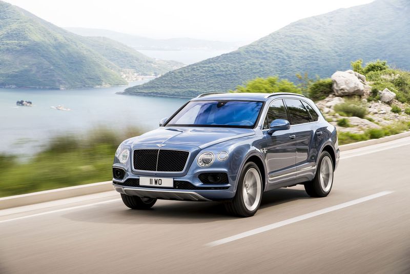 Der Diesel bringt selbst einen Boliden wie den Bentayga mächtig auf Trab. (Bentley)