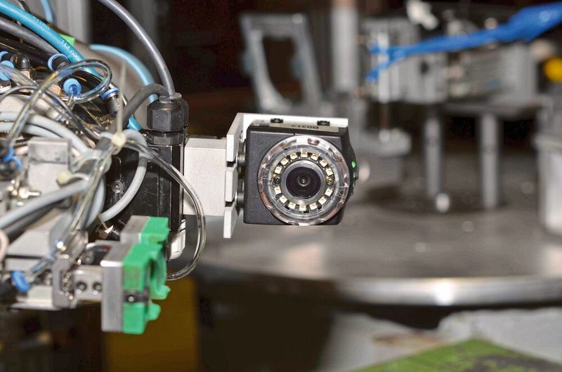 Der Vision Sensor BVS-E Universal ist in unterschiedlichen Objektivausführungen erhältlich. (Balluff)