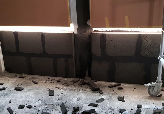Die Trockenbauvariante ermöglicht eine schnelle, saubere Ausführung und bietet gleichzeitig hohe bauphysikalische Sicherheit durch den monolithischen Systemaufbau mit Foamglas.(Foto:  Pittsburgh Corning (Schweiz) SA)