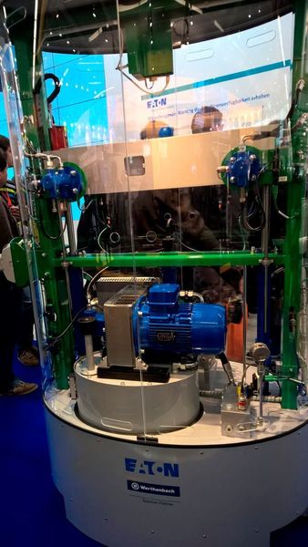 Mit 22.484 Besuchern schon am ersten Messetag und somit einem Plus von 15,7 Prozent im Vergleich zum Vorjahr, startete die SPS IPC Drives 2017 erfolgversprechend. (I.Stotz/elektrotechnik)