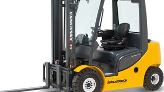 Im Mittelpunkt des Facelifts stand die komplette Überarbeitung der Fahrzeuge vom Typ VFG 425s-435s. (Bild: Jungheinrich)