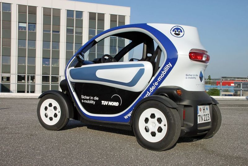Eine gewisse konzeptionelle Ähnlichkeit zum Renault Twizy (im Bild) ist nicht zu verleugnen. (TÜV Nord)