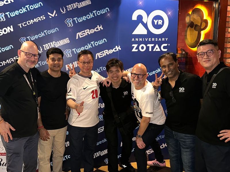 Das ZOTAC Team nutzt jede Chance ihr 20. Jubiläum zu feiern. (Bild: Vogel IT-Medien)