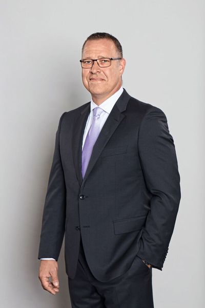 Zum 01. August 2018 wurde Peter Weber in die Geschäftsführung der Gebr. Heller Maschinenfabrik GmbH berufen. Herr Weber führt den Vertrieb in EMEA seit 2016.  (Heller)