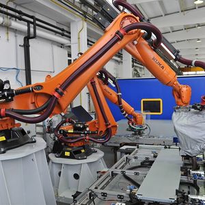 Das Produktionsumfeld wird sich im Zuge von Industrie 4.0 wandeln: Autonome Systeme organisieren die Produktionsprozesse selbst.