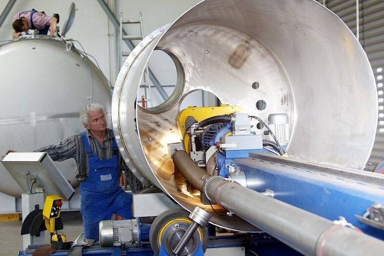 Behälter- und Apparatebau bei AMS. (Bild: AMS)