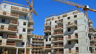 agbaur-bautraeger-abnahme (Quelle: photo 5000/stock.adobe.com)