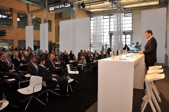 Volkswagen Nutzfahrzeuge legte auf der Jahrespressekonferenz in Hannover neue Rekordzahlen fürs Geschäftsjahr 2010 vor. (Archiv: Vogel Business Media)