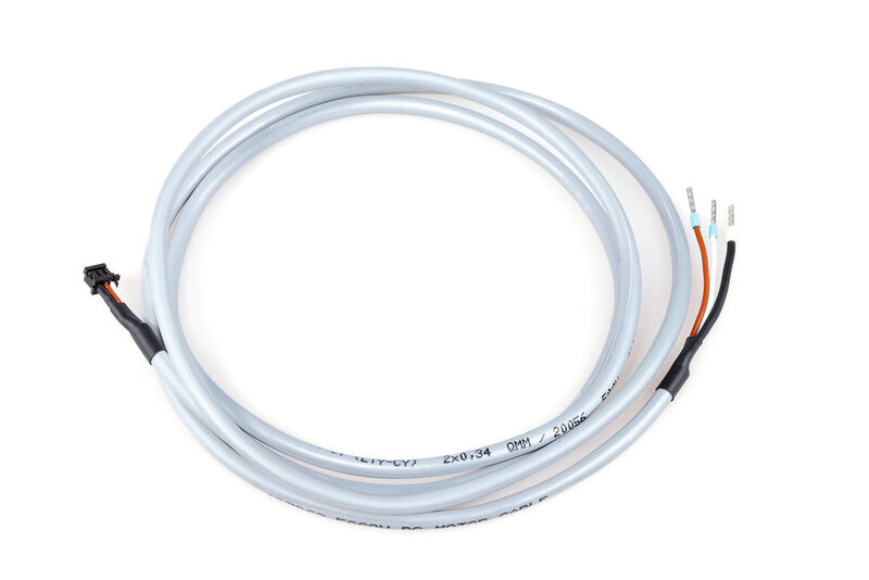 Für die Inbetriebnahme gibt es vorkonfektionierte Kabel als Zubehör. (maxon motor)