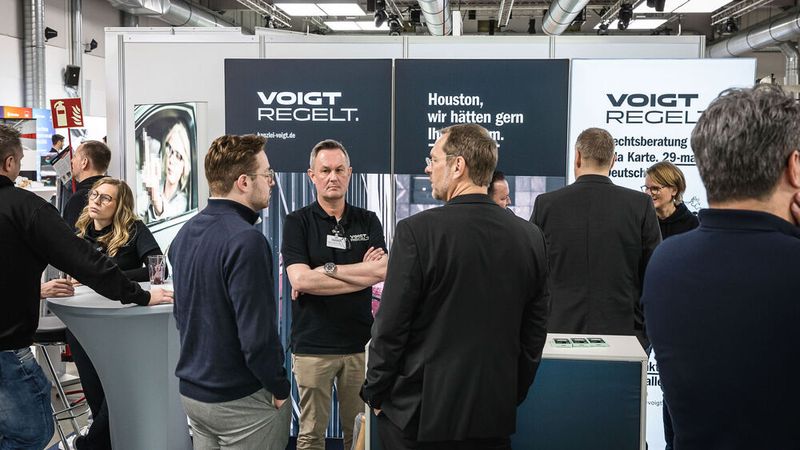 Die Kanzlei Voigt Rechtsanwälte ist neuer Kooperationspartner der Würzburger Karosserie- und Schadenstage. (Bild: Stefan Bausewein)