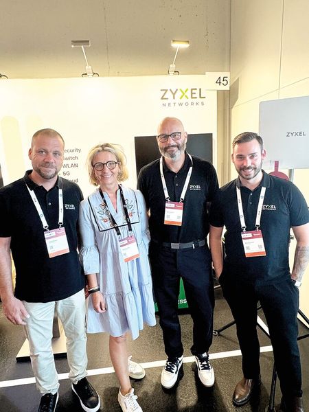 Stephanie Steen (IT-BUSINESS) hat viele Pläne mit dem Zyxel-Team. (Bild: Vogel IT-Medien GmbH)