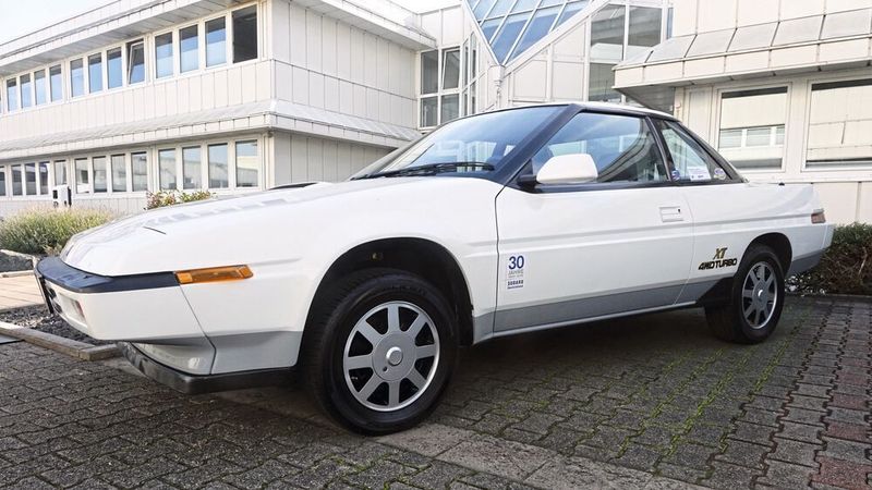 Den XT gab es in Deutschland von 1984 bis 1990. Seine keilförmig gestaltete Karosserie bescherte dem Coupé einen Luftwiderstandsbeiwert (Cw-Wert) von nur 0,29.  (Bild: Dominsky – VCG)