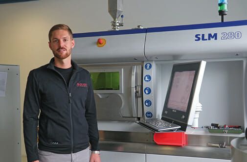 (Parare-Geschäftsführer Sven Skerbis: „Wir haben schon früh erkannt, dass der Schnittstelle zwischen 3D-Druck und zerspanender Nachbearbeitung eine große Bedeutung zukommt. Das betrifft auch das eingesetzte CAD/CAM-System.“ Bild: Parare/Open Mind)