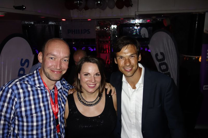 (l.) Christoph Spahn und Sabrina Hoefs, ALSO, mit ihrem Kollegen Andreas Ruhland, Medium. (Bild: IT-BUSINESS)