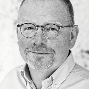  „Die Frage ist nicht, ob ihre IT attackiert wird – sondern nur, wann die Attacke kommt, wie hartnäckig die Angreifer sind und welche Verteidigungslinien halten“, sagt Heiko Schwöbel, Geschäftsführer von TÜ-IT.