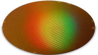 Ein von Micron hergestellter Halbleiterwafer, der Speicher-ICs enthält. Micron wird mit Hilfe des CHIPS and Science Act die nach eigenen Angaben größte Investition in Speicherchips in der Geschichte der USA tätigen.  (Bild: Micron)