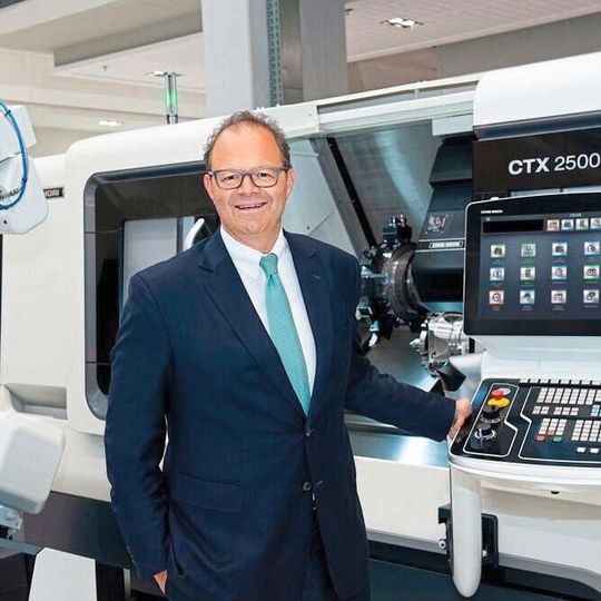 Chairman of the Executive Board of DMG Mori Christian Thönes: “In 2023, we made a successful start with the Open House in Pfronten under continued difficult conditions worldwide. This is thanks to a strong team and together, we continue to go full speed ahead.” Chairman of the Executive Board of DMG Mori Christian Thönes: “In 2023, we made a successful start with the Open House in Pfronten under continued difficult conditions worldwide. This is thanks to a strong team and together, we continue to go full speed ahead.”