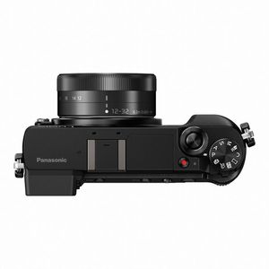 Der neue große 16-Megapixel MOS-Sensor ohne Tiefpassfilter sorgt in Kombination mit dem optimierten Venus-Engine-Bildprozessor für hohen Kontrast und beste Farbwiedergabe.
