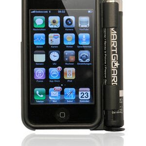 Für rund 12 Euro gibt es bei der Schweizer Firma Piexon die iPhone-Schutzhülle „Smartguard“ mit Pfefferspray-Halterung.