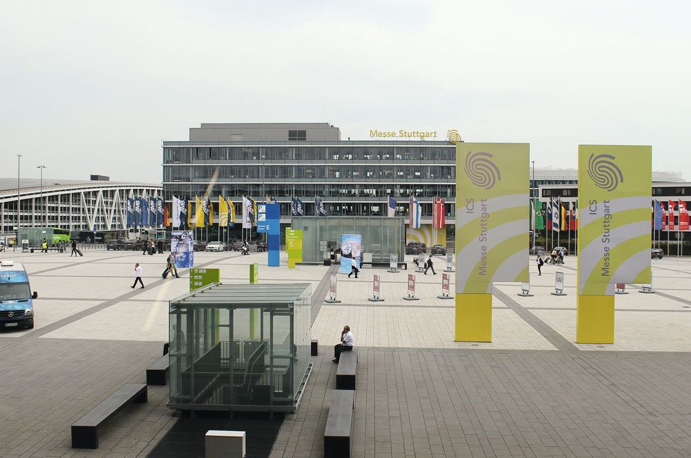 德国:人头攒动的展览馆