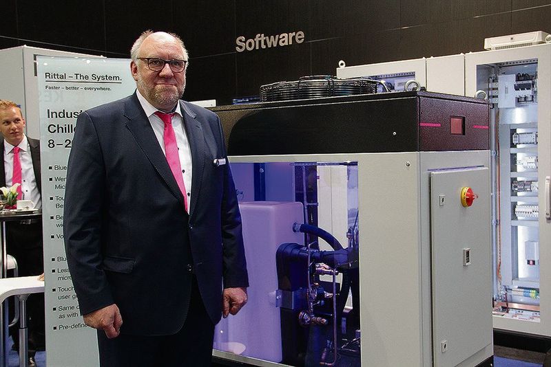Laut Roland Käferig, Systemberater bei Rittal, sind die Chiller in drei Leistungsklassen mit Kälteleistungen von 2,5, 4 und 6 kW erhältlich. (Reinhold Schäfer)