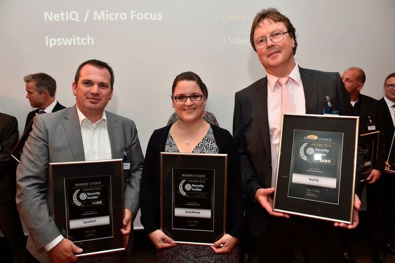Die Gewinner des Security-Insider Award 2015 in der Kategorie Log Management Tools: Roland Renner von Ipswitch, Martina Eder von SolarWinds und Michael Struss von NetIQ. (VIT)