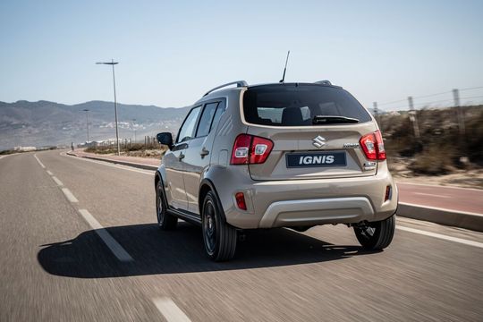 Auch hinten gibt es neue Design-Details.(Bild:  Suzuki)