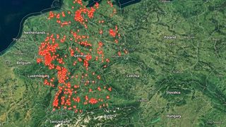 Mit Suchmaschinen wie Shodan können die Angreifer potenziell verwundbare Systeme aufspüren und übernehmen. Und davon gibt es jede Menge.  (Bild: Shodan/Haade)