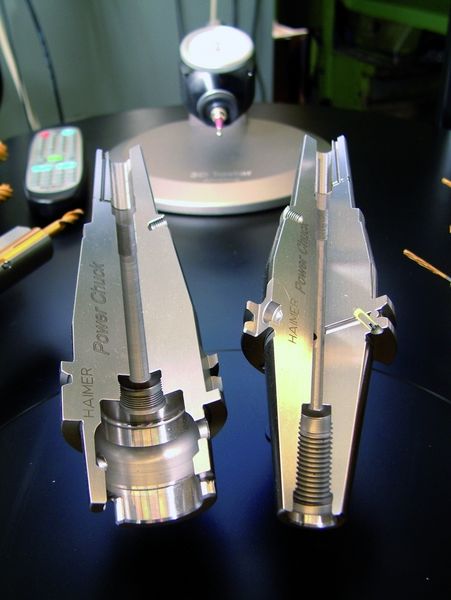 Bild 2: Für einen universellen Einsatz konzipiert: Schwingungsdämpfende Elemente machen die Power-Chucks für Schrupp- und Schlichtbearbeitung einsetzbar. Bild: Fladerer (Archiv: Vogel Business Media)