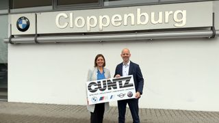 Simone Würfel und Christian Schick, Geschäftsführer der Cuntz-Gruppe, verdoppeln ab Januar ihre Standorte: Neben Speyer und Neustadt kommen die zugekauften BMW- und Mini-Betriebe in Weinheim und Worms dazu. (Bild: Autohaus Adolf Cuntz)