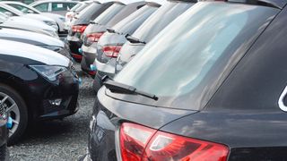 Die Fuhrparks in Unternehmen könnten künftig schrumpfen: Dienstreisen verlieren an Stellenwert . (Bild: Grimm/»kfz-betrieb«)