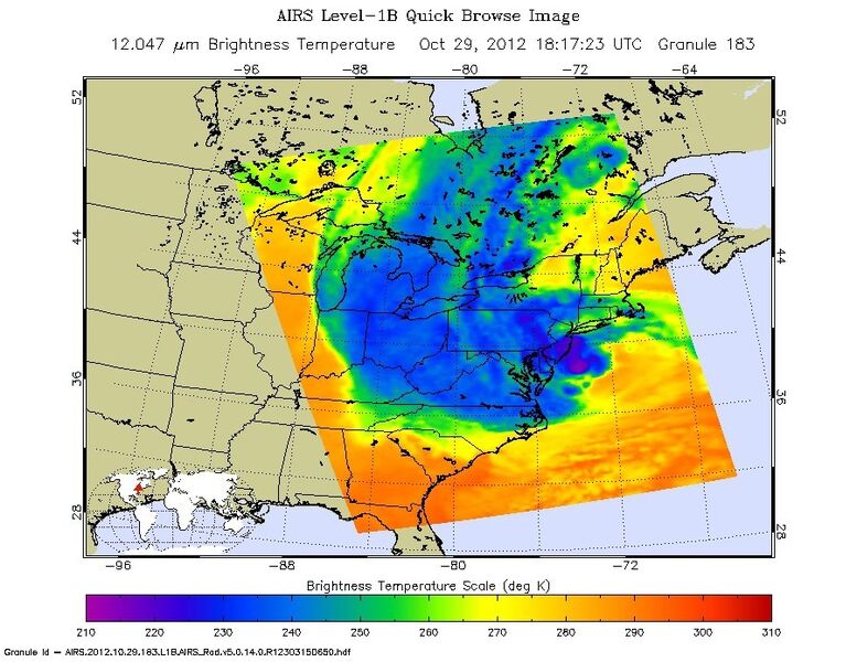 Das Atmospheric Infrared Sounder (AIRS) instrument an Bord des NASA-Satelliten Aqua hat dieses Infrarot-Bild  von Sandy aufgenommen. Der kleine lila Bereich stellt mit den niedrigsten Temperaturen das Zentrum des Sturms dar. (Archiv: Vogel Business Media)