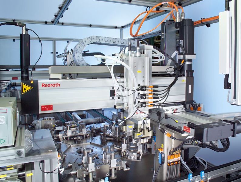 Bosch PA-ATMO rüstet die maßgeschneiderten Montagelinien durchgängig mit Camoline aus.  (Bild: Bosch Rexroth)