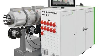 Das Unternehmen Fränkische Rohrwerke hat den Maschinenpark um einen Extruder ergänzt. Die Wahl fiel auf den konischen Doppeschneckenextruder Conex NG 65 von Battenfeld-Cincinnati. Diese Kunststoffverarbeitungs-Anlage soll sich vor allem für Wellrohre eignen. (Battenfeld-Cincinnati / R. Deopito)