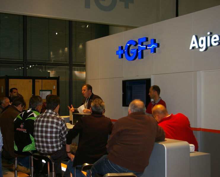 Dernière réunion pour booster le team de vente chez GF AgieCharmilles. (Image: JR Gonthier / MSM)