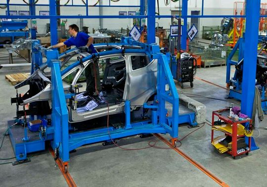 Wenn die neuesten Umfrageergebnisse des Münchener Ifo-Instituts zur Lage der deutschen Autoindustrie stimmen, dann blicken viele Player wohl wieder etwas optimistischer in die Zukunft ...(Bild:  U. Ricardo)