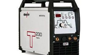 Gerichtserfolg! Die Schweißgeräte von EWM verfügen laut dem Landgericht Köln über einige USPs. Die Richter urteilten jetzt, das alle Nachahmungen vom Markt verschwinden müssen. (EWM)