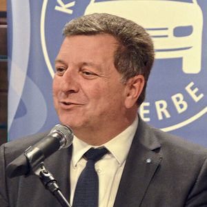 Christian Bernreiter, bayerischer Staatsminister für Wohnen, Bau und Verkehr, sieht im Kfz-Gewerbe einen wesentlichen Dienstleister für die Gesellschaft des Freistaats.(Bild:  Kraftfahrzeuggewerbe Bayern)