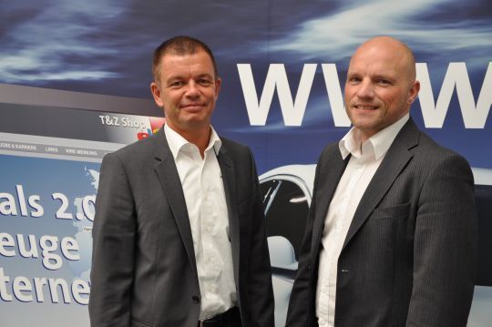 Für Dürkop-Geschäftsführer Stefan Quary und Thomas Ahlgrim, Geschäftsführer Carcom, hat das Onlinegeschäft seit Jahren hohe Priorität. (Stephan Richter)