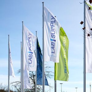 Zum ersten Mal fand am 12. November 2025 die LAB-SUPPLY auf dem Gelände der Messe Augsburg statt.
 
Mehr Infos zu den kommenden LAB-SUPPLY-Messen finden Sie auf www.lab-supply.info (Bild: EYE AM CHRIS)