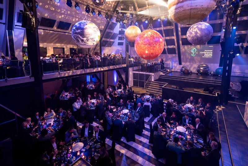 Auf einer feierlichen Gala-Veranstaltung wurden die Partner-Awards verliehen. (Bild: Samsung)