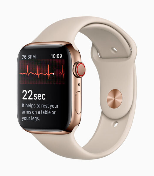 Die Apple Watch Series 4 soll periodisch Herzrhythmen im Hintergrund analysieren und eine Benachrichtigung senden, wenn ein unregelmäßiger Rhythmus erkannt wird, der auf ein Vorhofflimmern hinweisen könnte. (Apple)